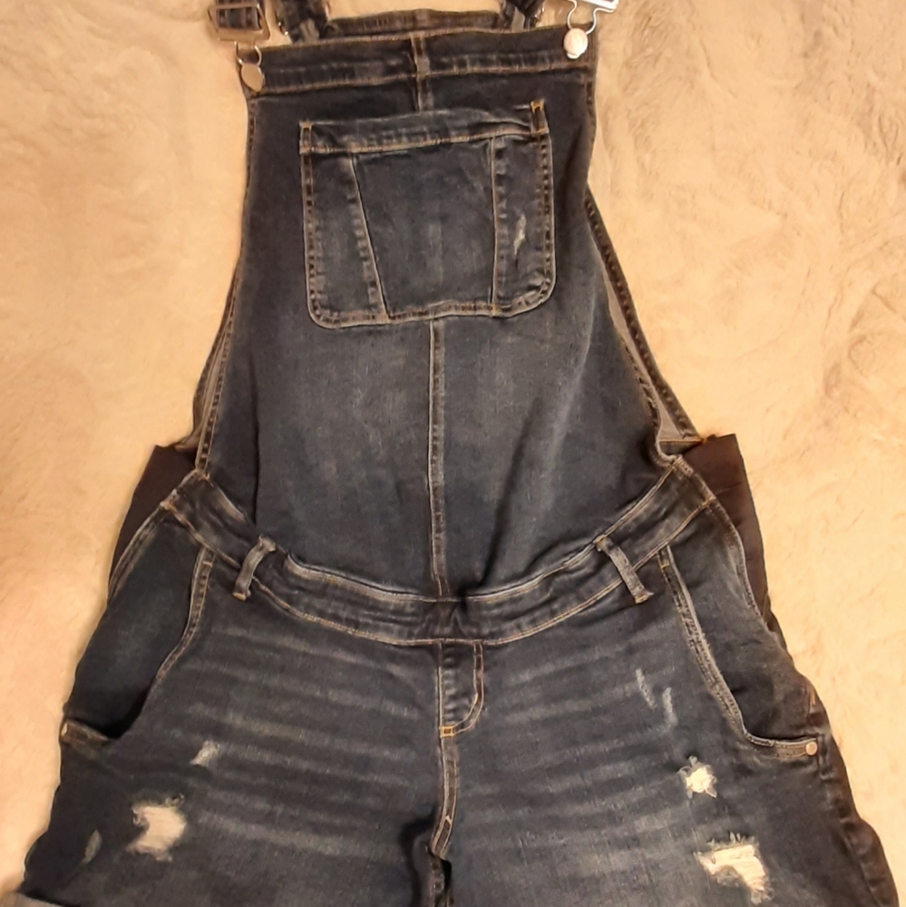 Maternity overalls